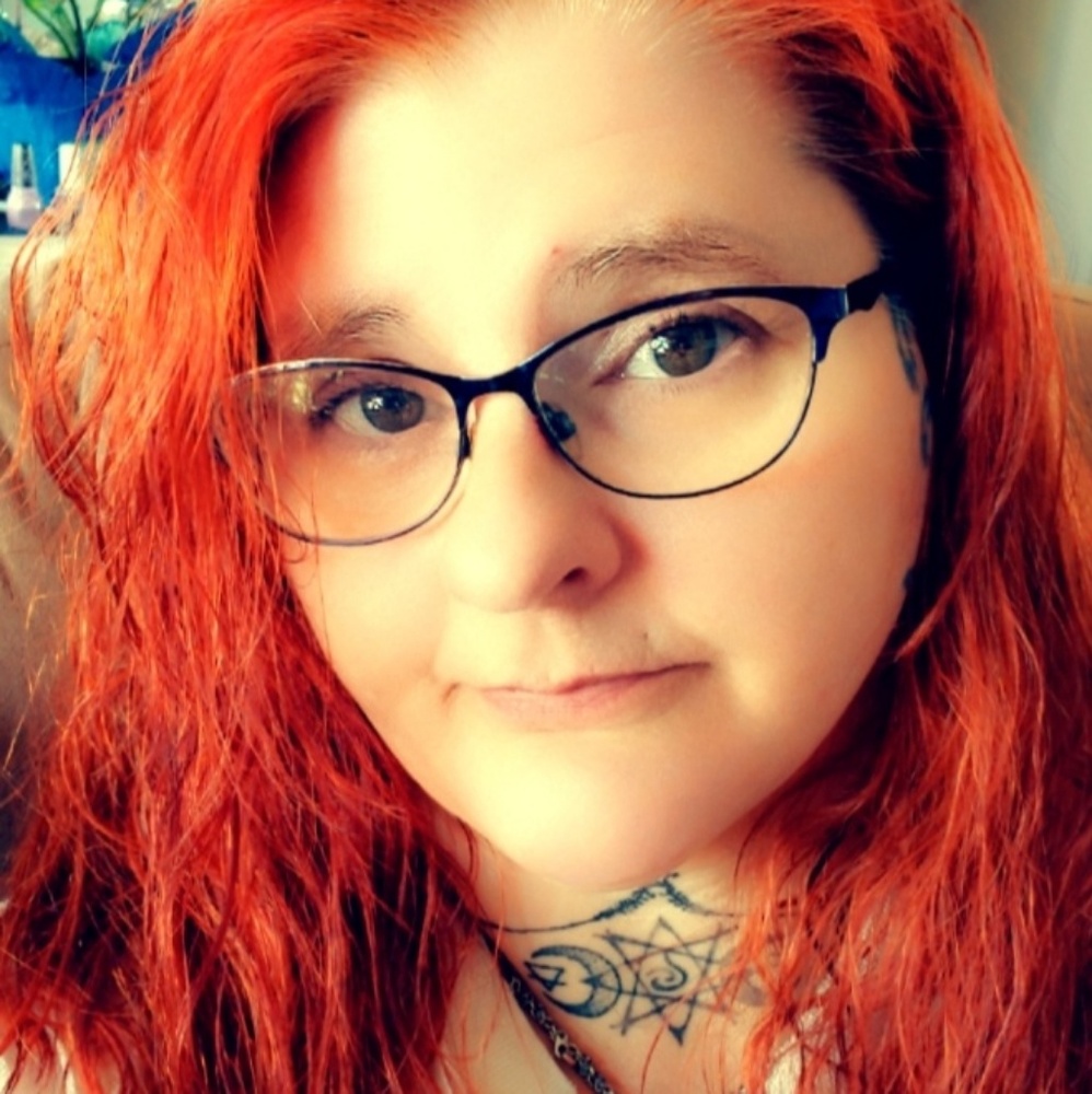 Meet your Posher, Annette